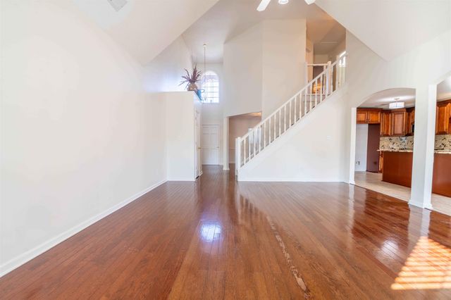 1520 CIDER HOUSE LN, Cordova, TN 38016