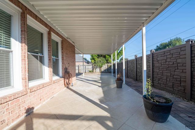 1520 CIDER HOUSE LN, Cordova, TN 38016