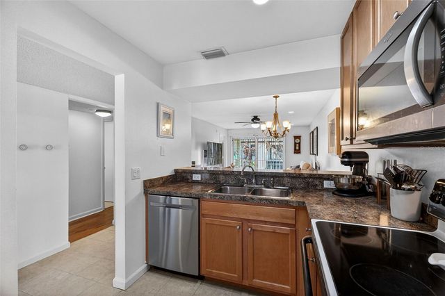 3004 PLAZA TERRACE DRIVE 3004, Orlando, FL 32803