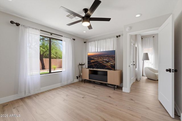 16855 E MIRAGE CROSSING Court B, Fountain Hills, AZ 85268