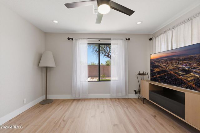 16855 E MIRAGE CROSSING Court B, Fountain Hills, AZ 85268