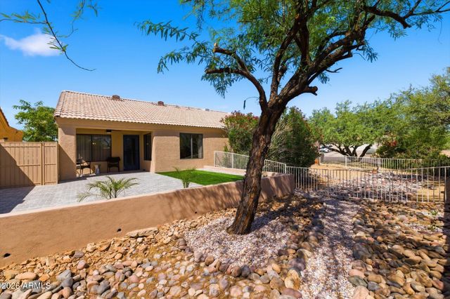 16855 E MIRAGE CROSSING Court B, Fountain Hills, AZ 85268