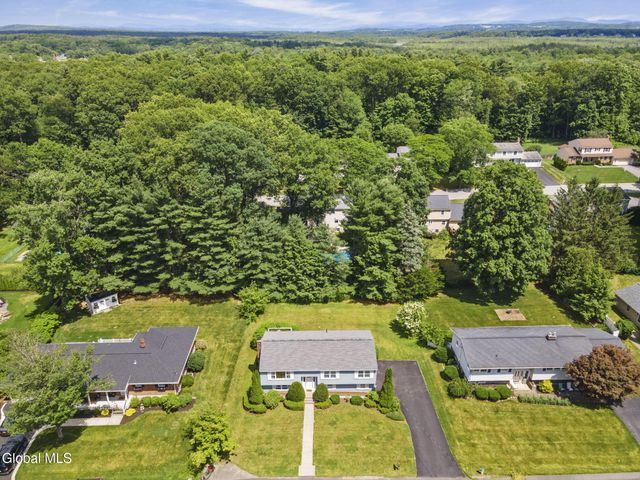 12 Lakewood Drive, Saratoga Springs, NY 12866