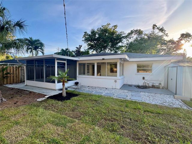 4722 STEVENS DRIVE, Sarasota, FL 34234