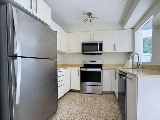 4722 STEVENS DRIVE, Sarasota, FL 34234