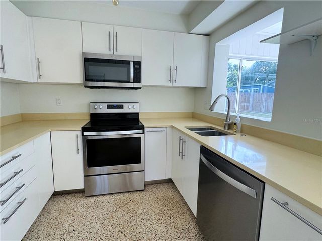 4722 STEVENS DRIVE, Sarasota, FL 34234