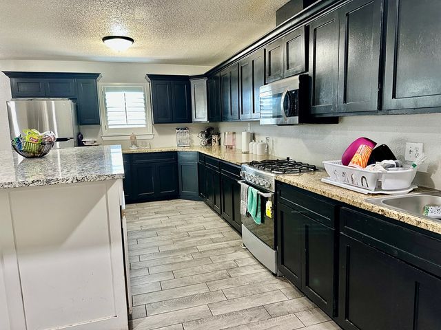 4006 Thomason Dr, Midland, TX 79703