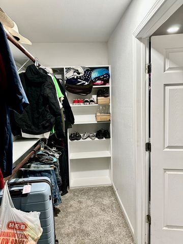 4006 Thomason Dr, Midland, TX 79703