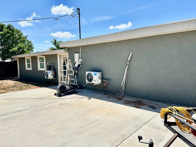 4006 Thomason Dr, Midland, TX 79703