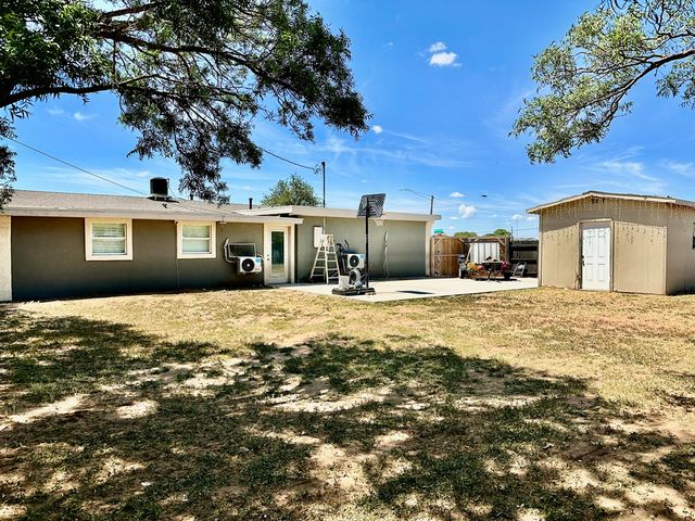 4006 Thomason Dr, Midland, TX 79703