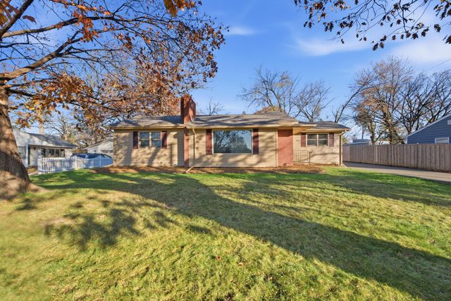 3100 Noble Avenue N, Golden Valley, MN 55422