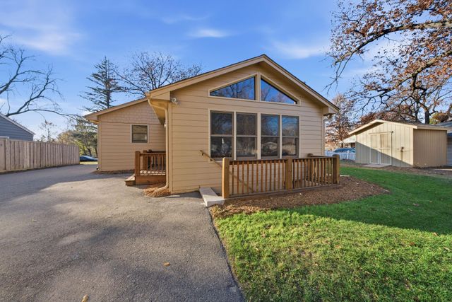 3100 Noble Avenue N, Golden Valley, MN 55422