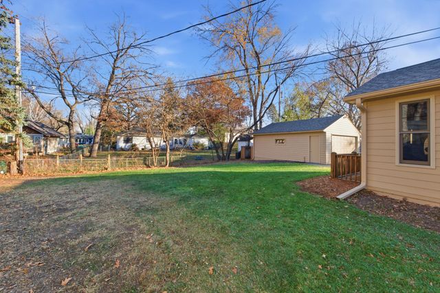 3100 Noble Avenue N, Golden Valley, MN 55422