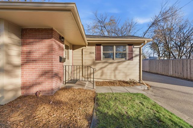 3100 Noble Avenue N, Golden Valley, MN 55422