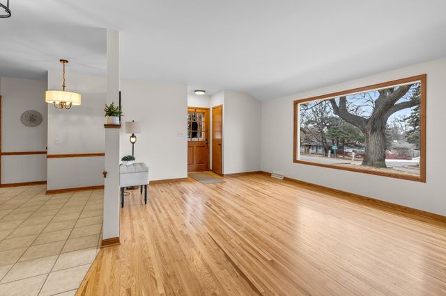 3100 Noble Avenue N, Golden Valley, MN 55422