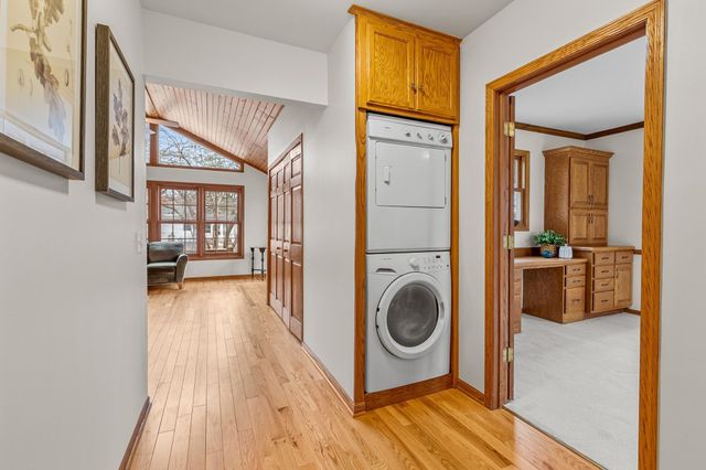 3100 Noble Avenue N, Golden Valley, MN 55422