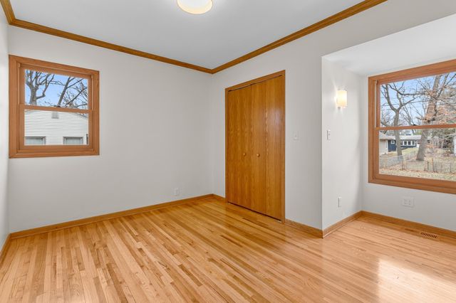 3100 Noble Avenue N, Golden Valley, MN 55422