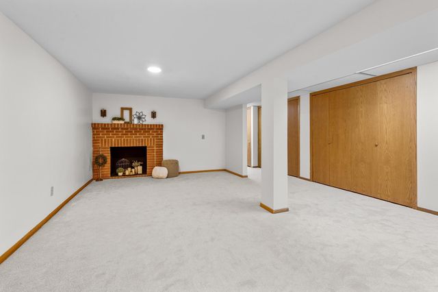 3100 Noble Avenue N, Golden Valley, MN 55422