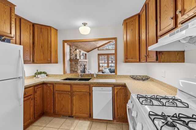 3100 Noble Avenue N, Golden Valley, MN 55422