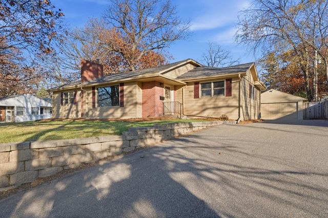 3100 Noble Avenue N, Golden Valley, MN 55422