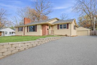 3100 Noble Avenue N, Golden Valley, MN 55422