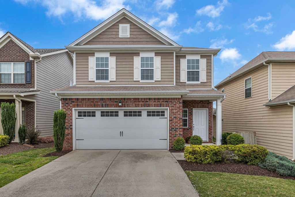 1039 Hemlock Dr, Spring Hill, TN 37174