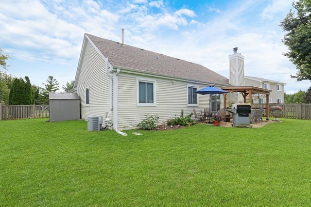 436 Conestoga Trail, Cary, IL 60013
