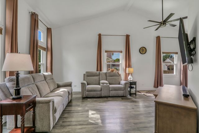436 Conestoga Trail, Cary, IL 60013