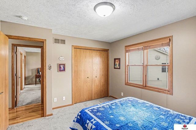 1955 S Knights Place, Lincoln, NE 68506