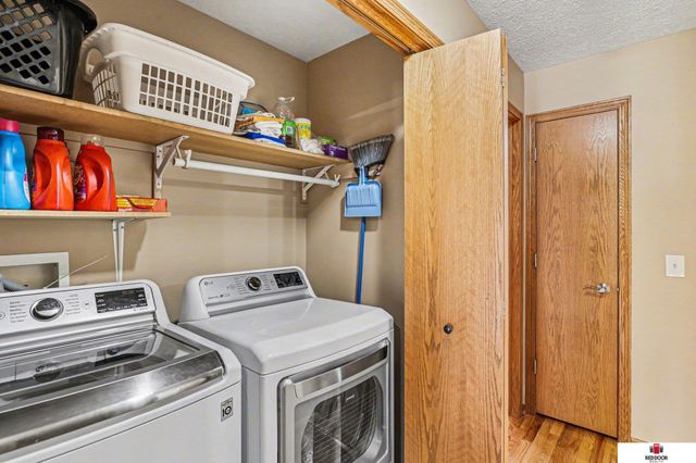 1955 S Knights Place, Lincoln, NE 68506