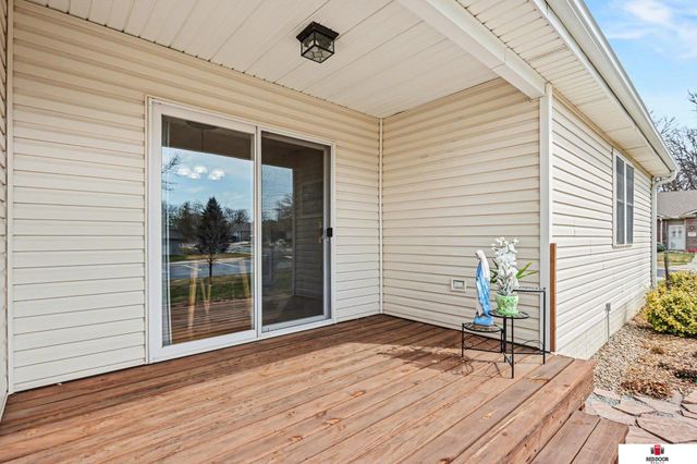 1955 S Knights Place, Lincoln, NE 68506