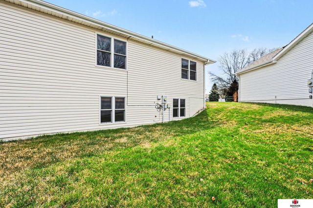 1955 S Knights Place, Lincoln, NE 68506