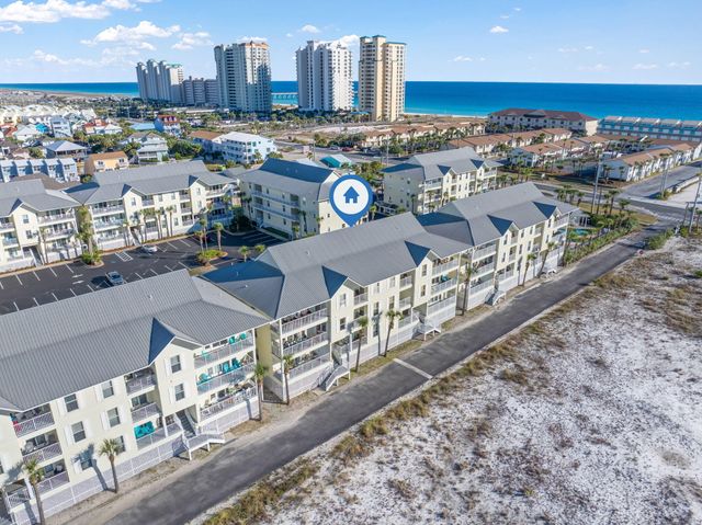 8436 Gulf Boulevard UNIT 321, Navarre, FL 32566