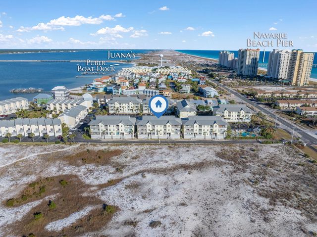 8436 Gulf Boulevard UNIT 321, Navarre, FL 32566