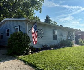 314 Fenwick Drive, New Carlisle, OH 45344