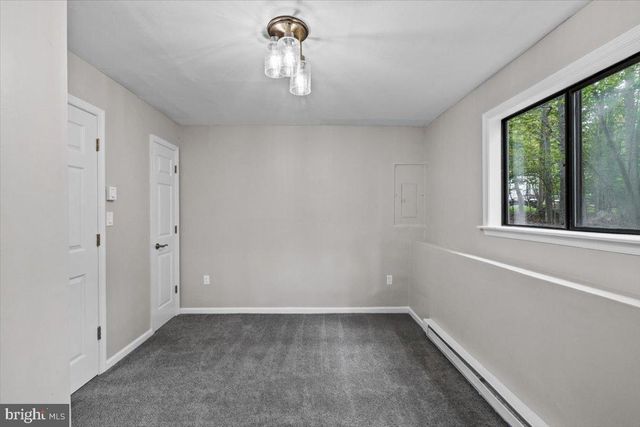 2914 FAIRHAVEN DR, Tobyhanna, PA 18466