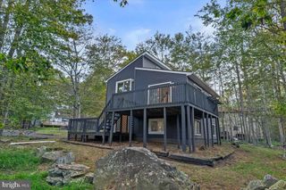2914 FAIRHAVEN DR, Tobyhanna, PA 18466