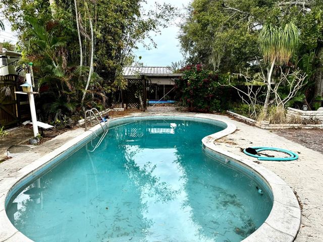 1407 TAMPA ROAD, Palm Harbor, FL 34683