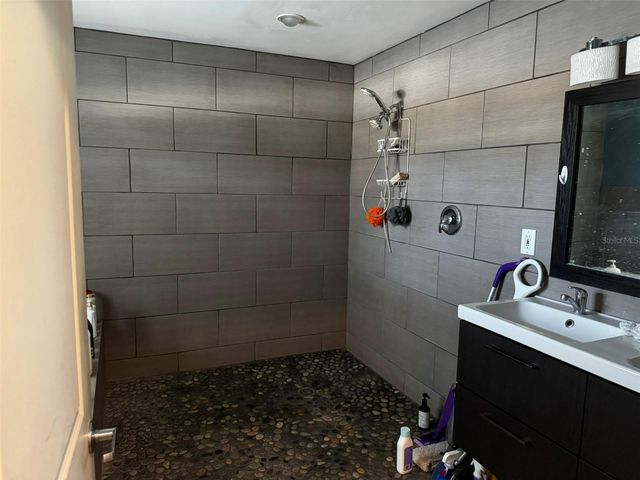 1407 TAMPA ROAD, Palm Harbor, FL 34683