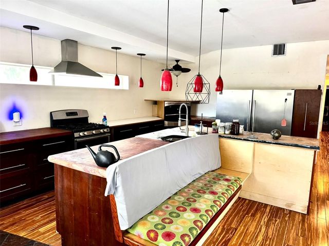 1407 TAMPA ROAD, Palm Harbor, FL 34683