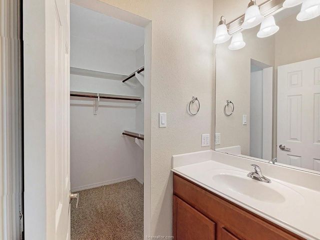 1198 Jones Butler Road 2607, College Station, TX 77840