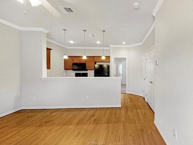 1198 Jones Butler Road 2607, College Station, TX 77840