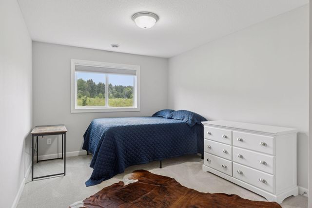 25 Summit Farm Lane, Gem Lake, MN 55110