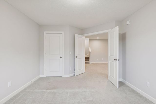 25 Summit Farm Lane, Gem Lake, MN 55110