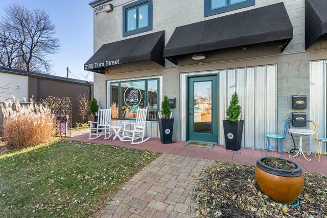 25 Summit Farm Lane, Gem Lake, MN 55110