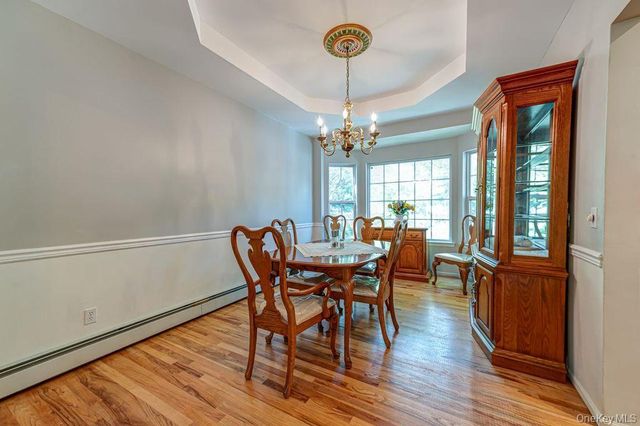 4 Fable Road, Saint James, NY 11780
