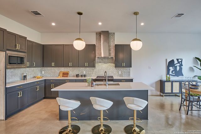 1835 Flamingo Dr No 7, San Antonio, TX 78209