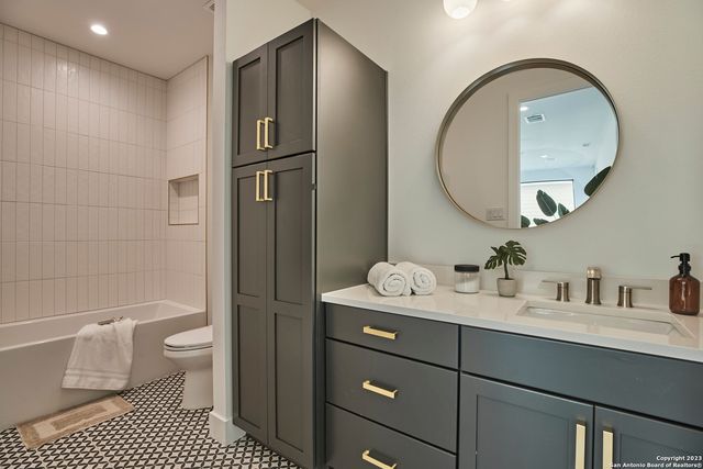 1835 Flamingo Dr No 7, San Antonio, TX 78209