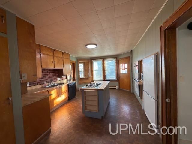 118 S Fifth Street, Crystal Falls, MI 49920