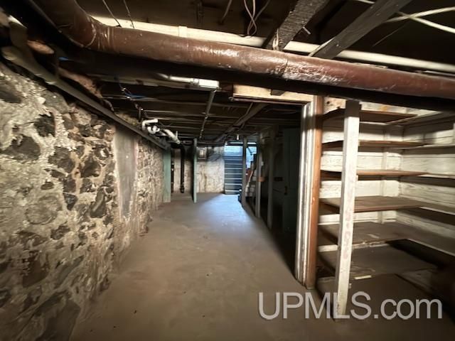 118 S Fifth Street, Crystal Falls, MI 49920